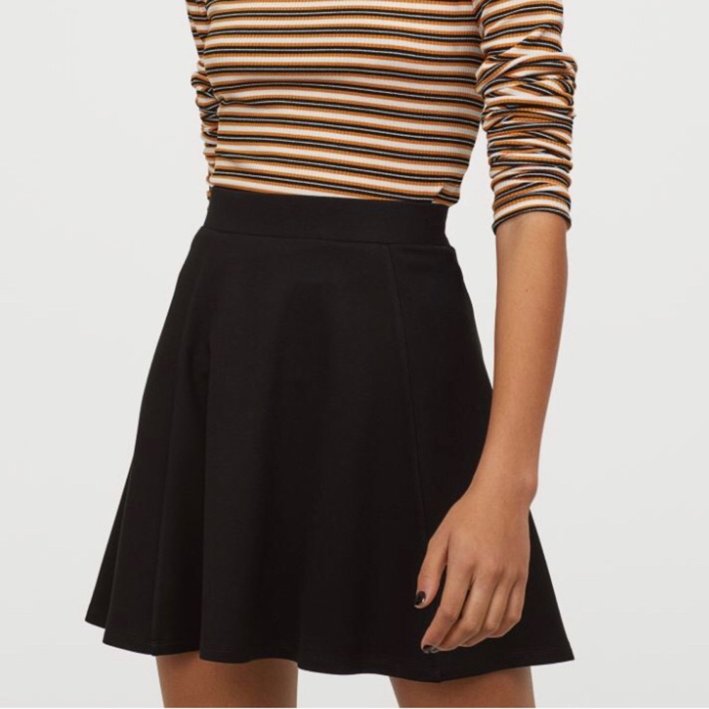 H&M Skater Skirt Black